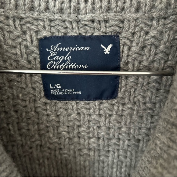 American Eagle gray button front grandpa cardigan L - Picture 4 of 7